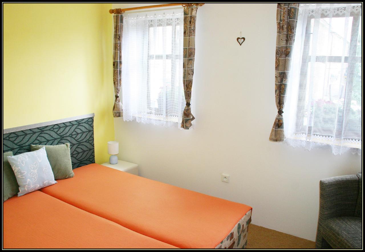 Krásná Lípa Apartment Sedivy מראה חיצוני תמונה