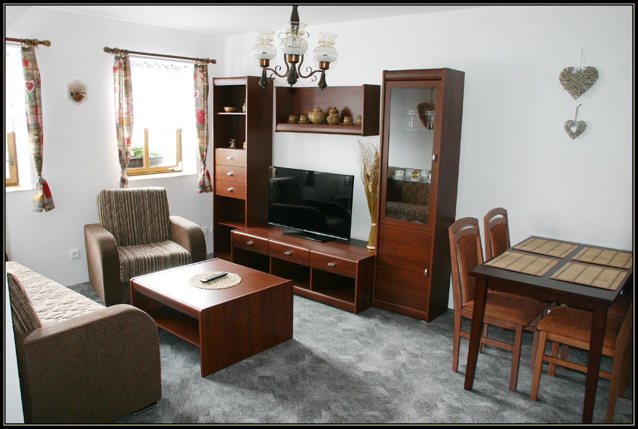 Krásná Lípa Apartment Sedivy מראה חיצוני תמונה