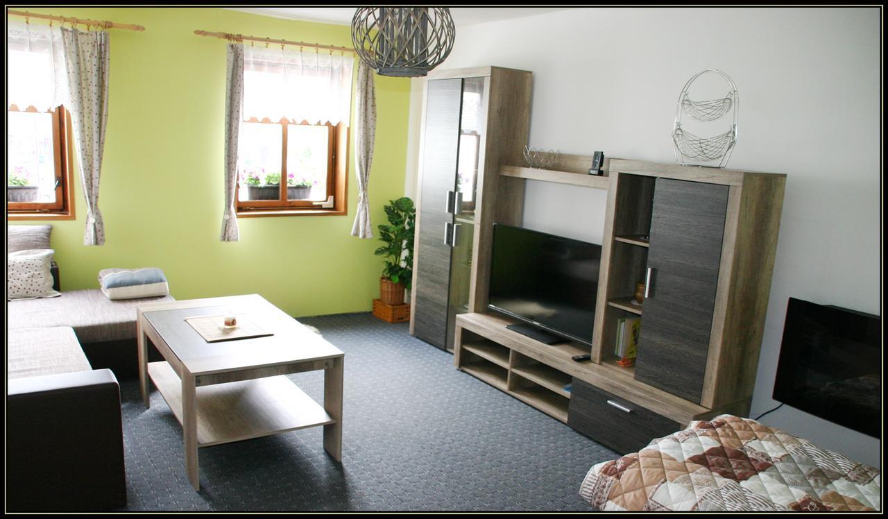 Krásná Lípa Apartment Sedivy מראה חיצוני תמונה